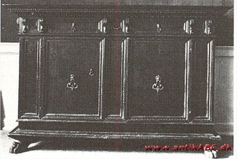 Credenza