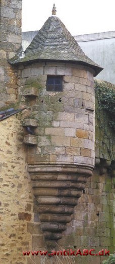  vagttårn på hjørne af fæstningsmur eller tårn