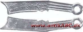 En tidlig form for penge støbt i bronze i form af en kniv. Deres udbredelsesområde var Shantung-halvøen