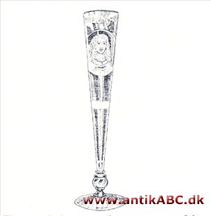   højt spidst renæssanceglas til fx champagne