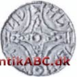 En hovedsagelig dansk og norsk foreteelse. I Danmark optræder runer på mønter i en kort periode ca. 1065-1074