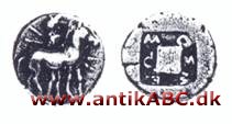 Antik græsk mønt med værdi angivet af navnet, dvs. 8 oboler
