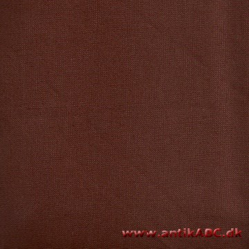 ka'kaobrun, mørkebrun sortorange, som kakaopulver