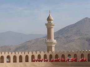 manara (arabisk fyrtårn) = minaret