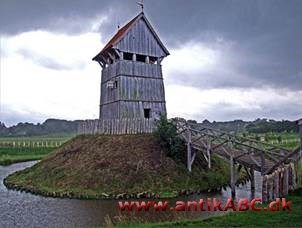 motte, lille tårn på middelalderligt voldsted