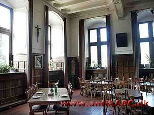 parlatorium, taleværelse i kloster