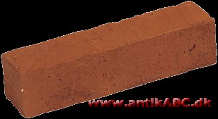 petring (tysk lille-peter) mursten hvoraf en del er afhugget eller af halv bredde