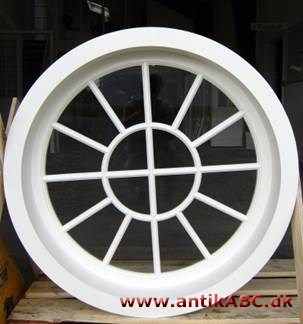 vinduesrose, cirkelrundt vindue (hjulvindue)